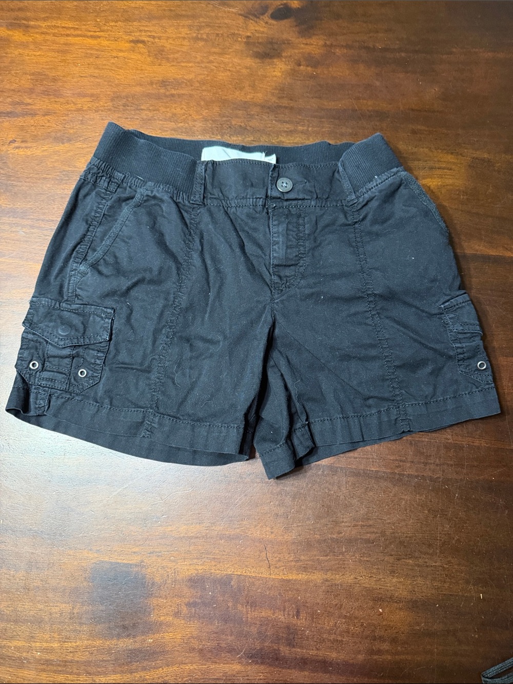 Women's Black Cargo Shorts with Utility Pockets 2